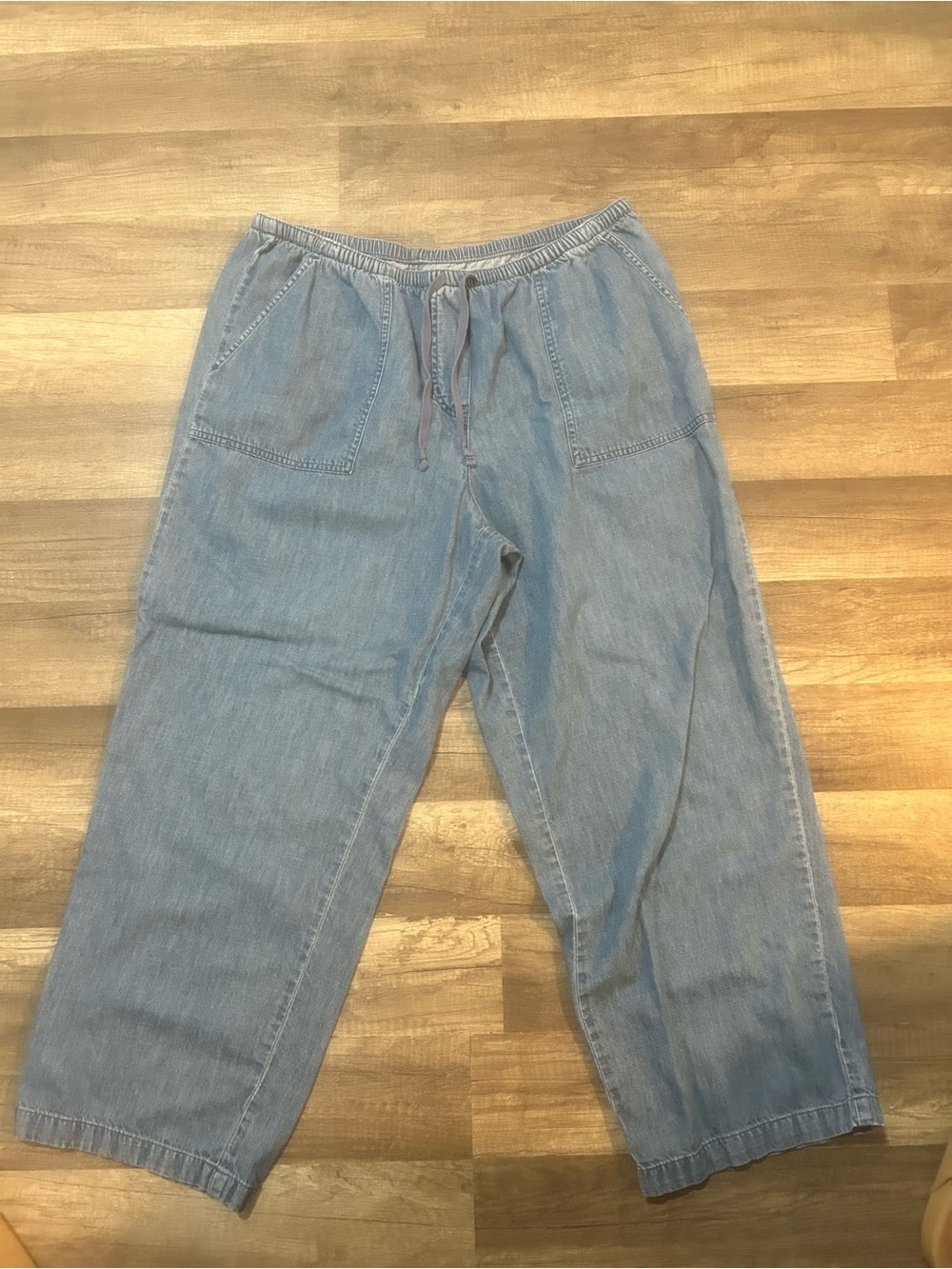 L.L. Bean Women’s Lightweight Denim Drawstring Pants Size Large